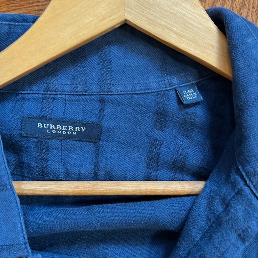 Burberry Blue Plaid 100% Linen Button Down - Picture 3 of 4